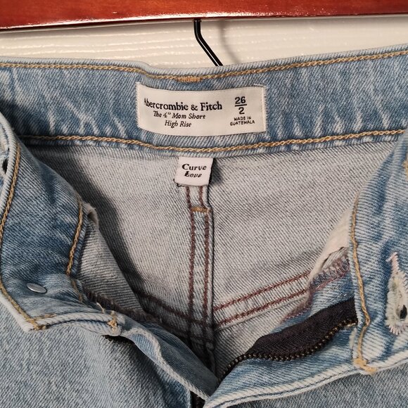 Abercrombie & Fitch The 4" Mom Short High Rise - Curve Love 2/26 - Picture 5 of 8